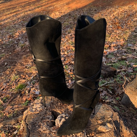 Schutz
Maryana Lace Cow Suede Boot - Picture 9 of 16